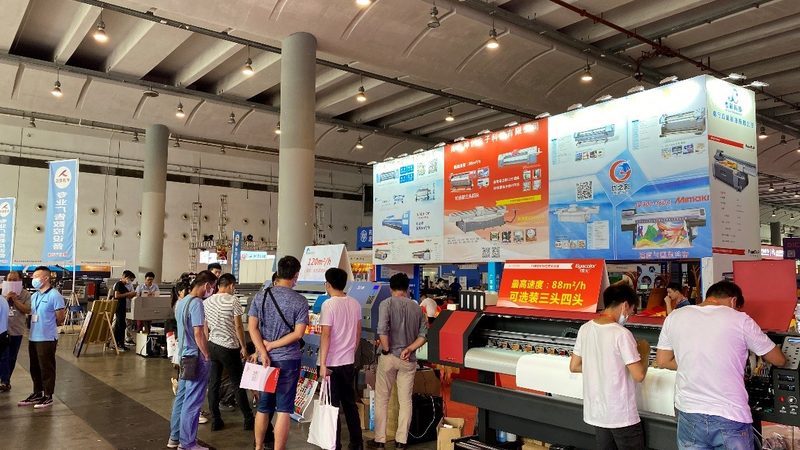 广告制作安装流程解析：从设计到落地的关键步骤